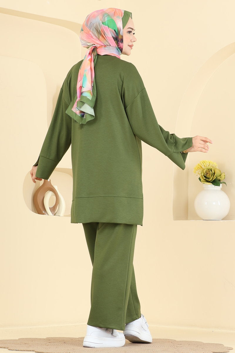 Modal Two-Piece Set with Side Slits - Green