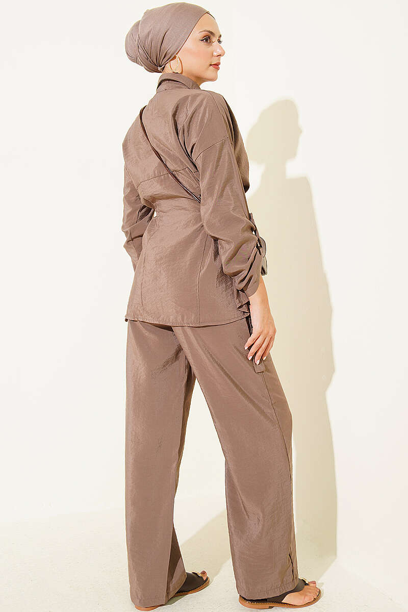 Two-Piece Set with Side Buckles and Concealed Buttons - Mink