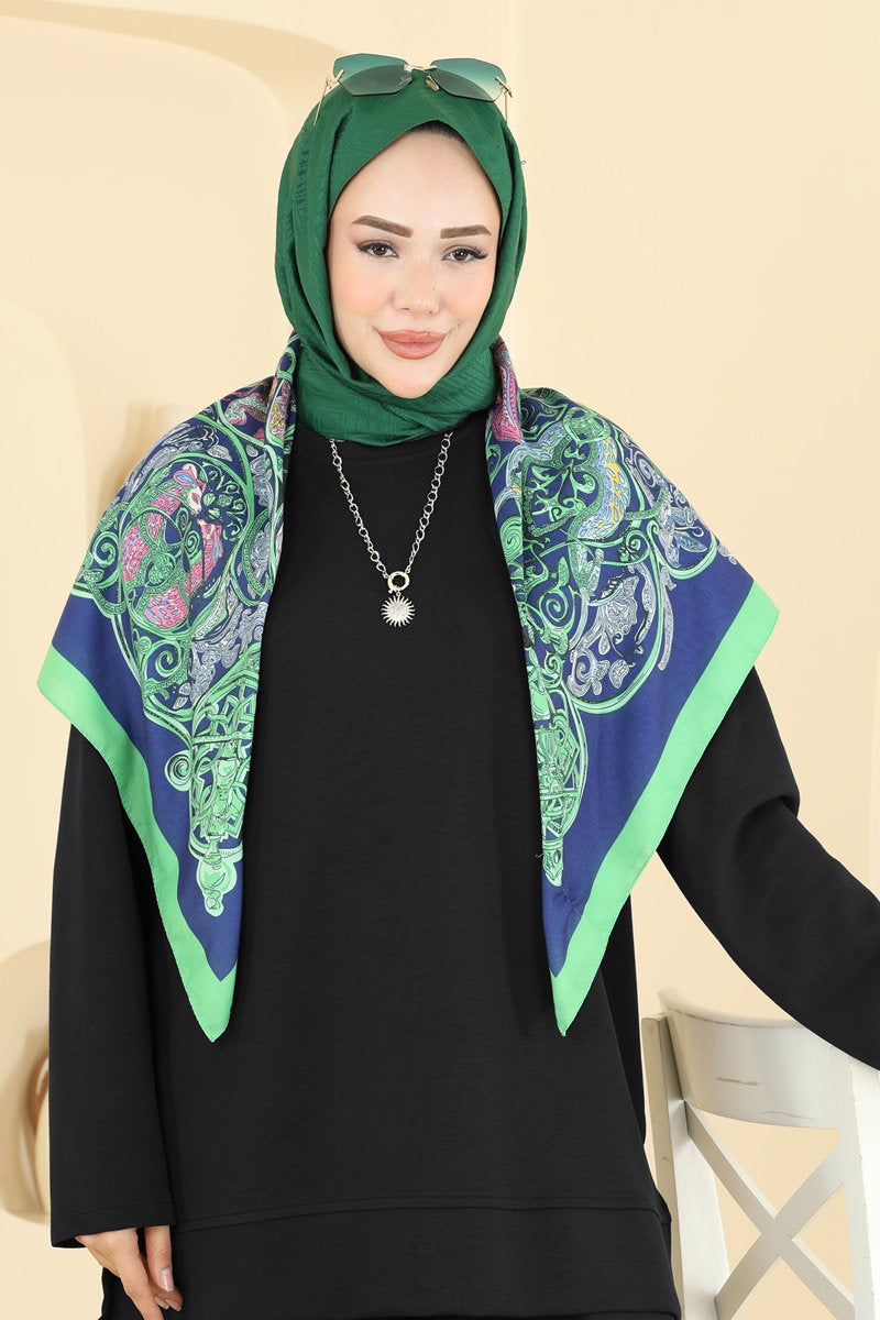 Modal Set with Side Slits - Black