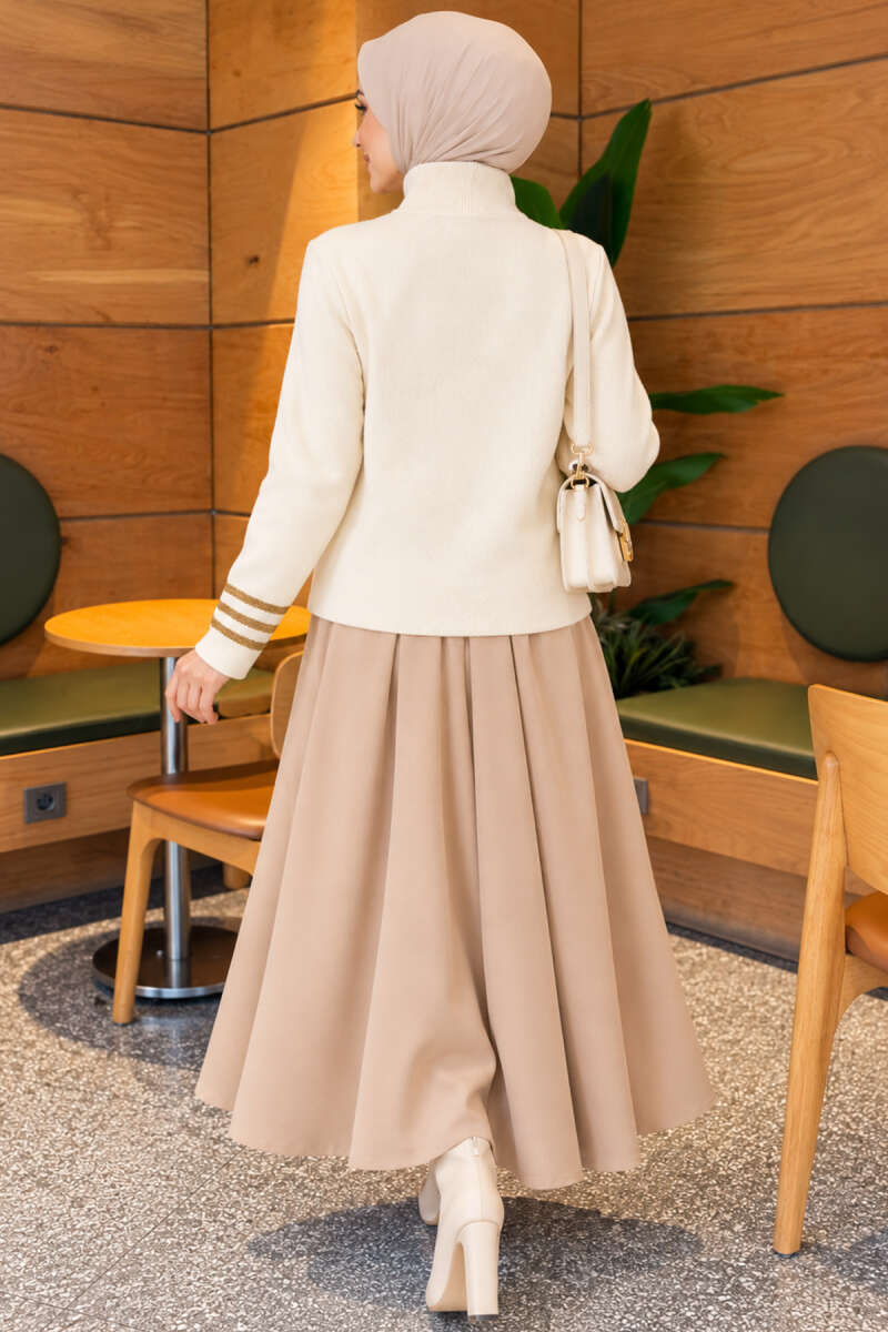 Leaf-Embroidered Knit Cardigan - Beige
