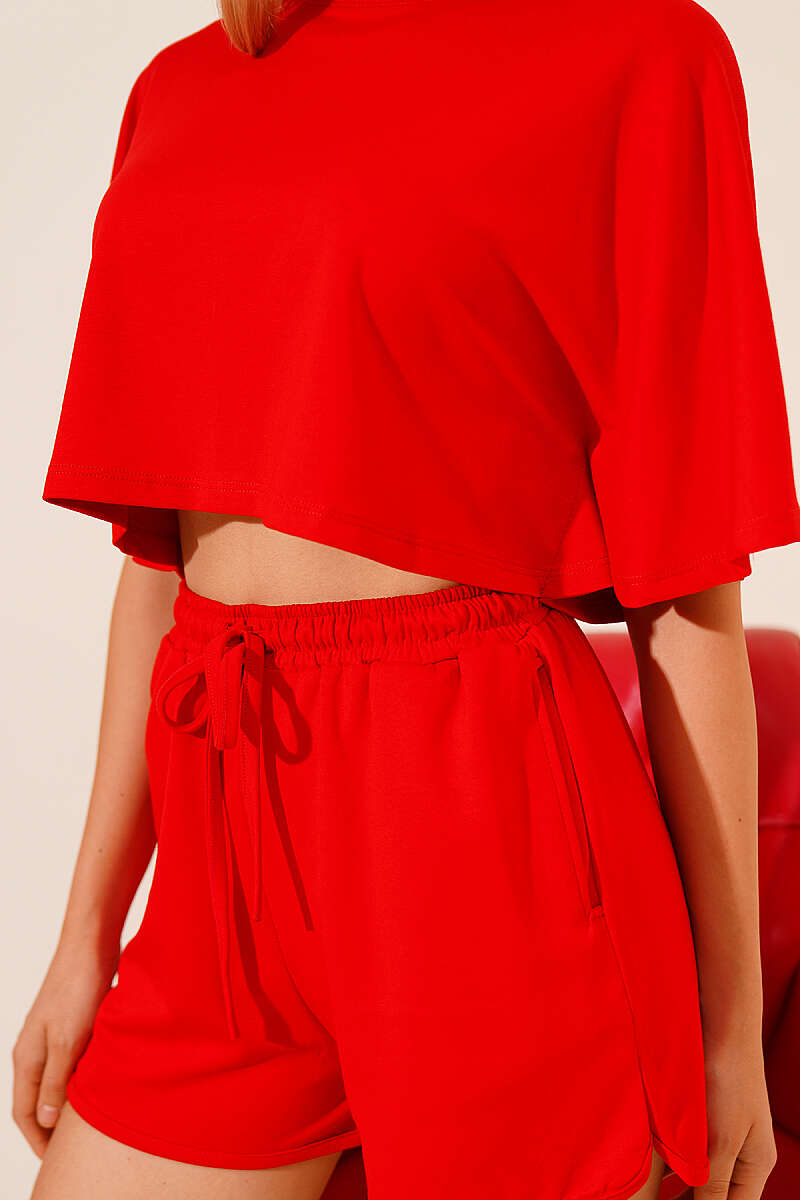 Batwing Crop Top and Shorts Set - Red