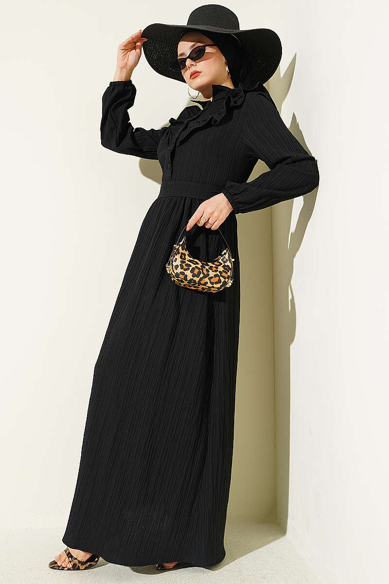 Half-Button Ruffle Crinkle Dress - Black