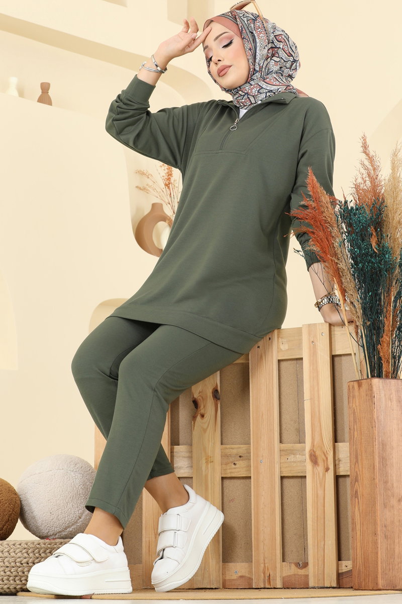 Half-Zip Two-Thread Set - Khaki
