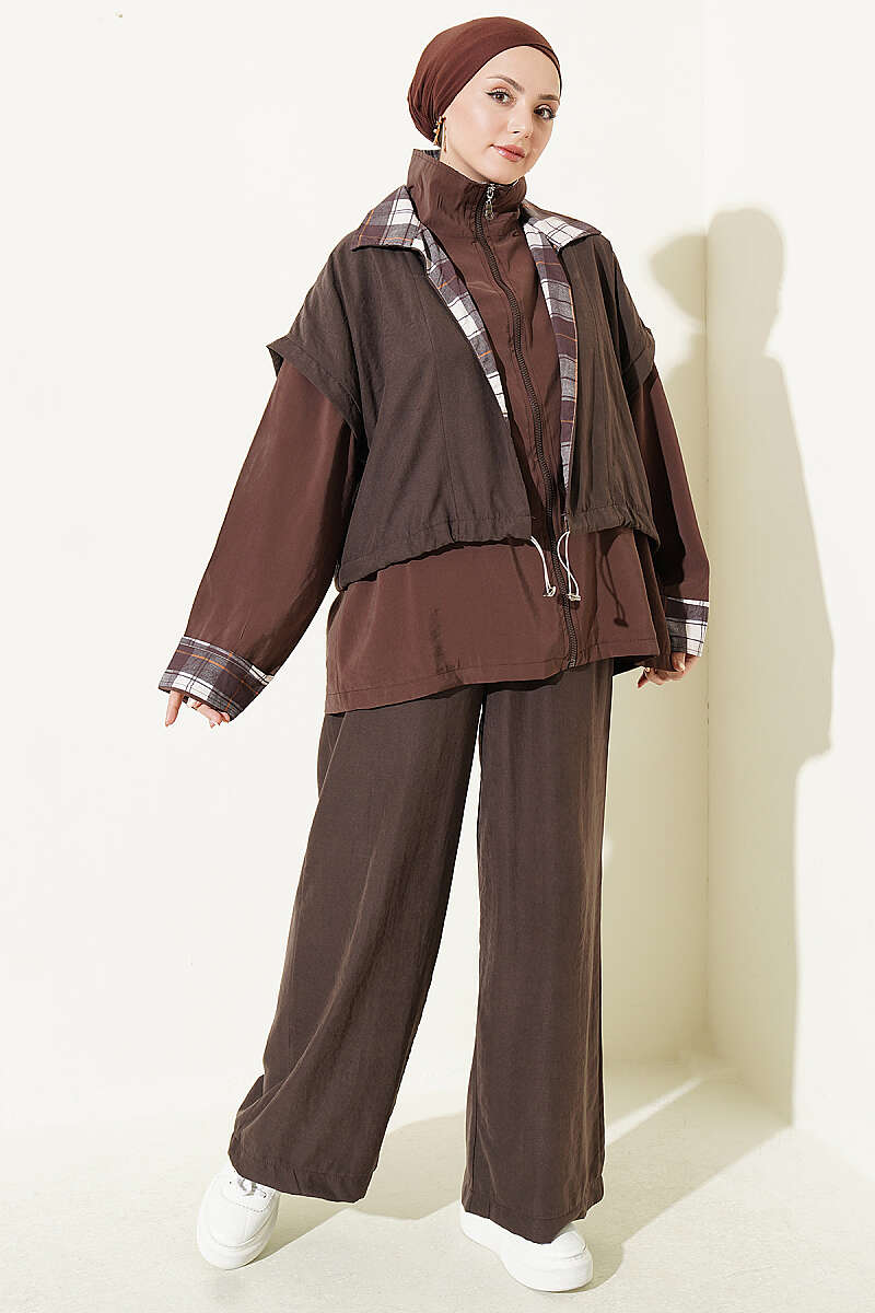 Zip-Up Two-Piece Set with Vest - Brown