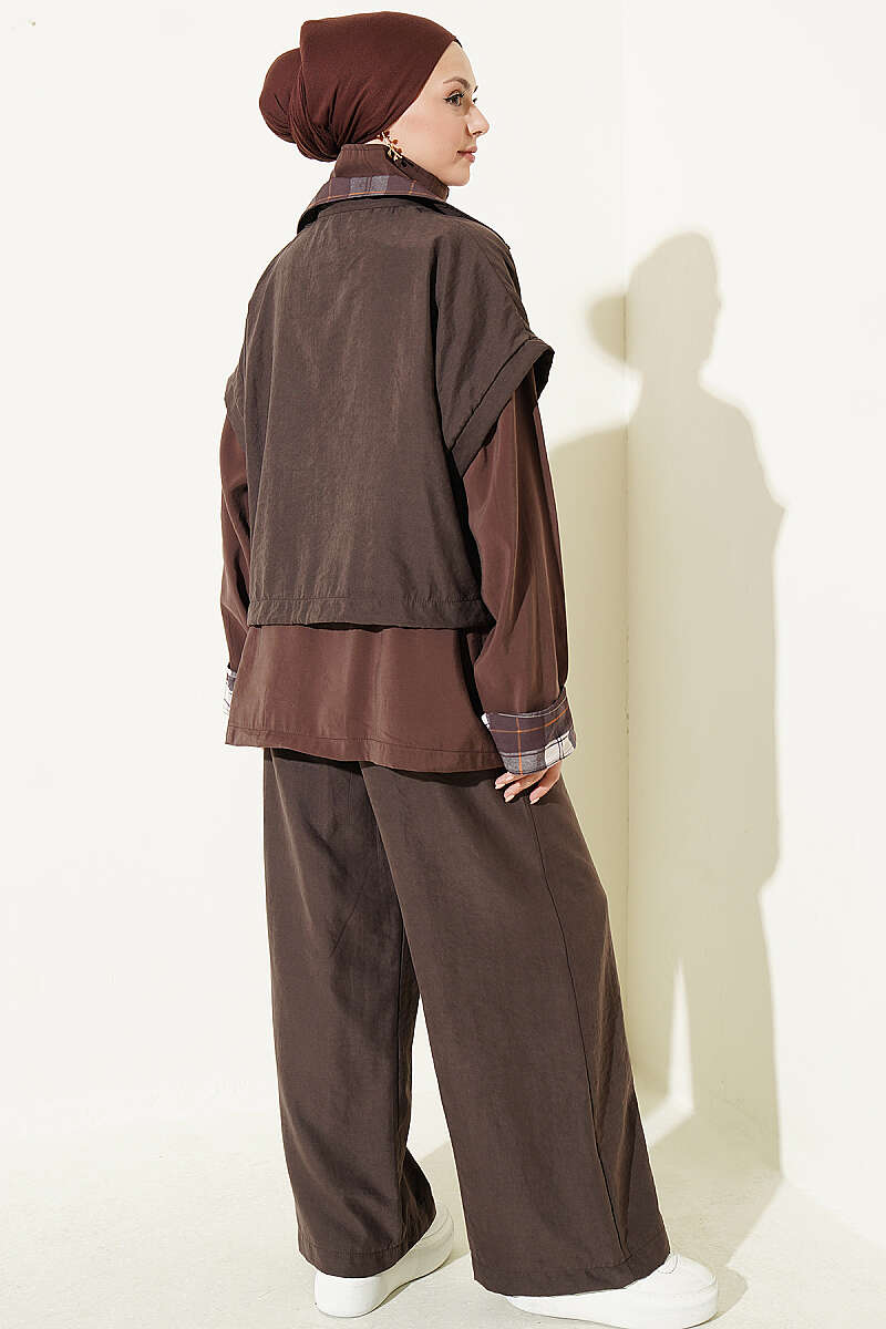 Zip-Up Two-Piece Set with Vest - Brown