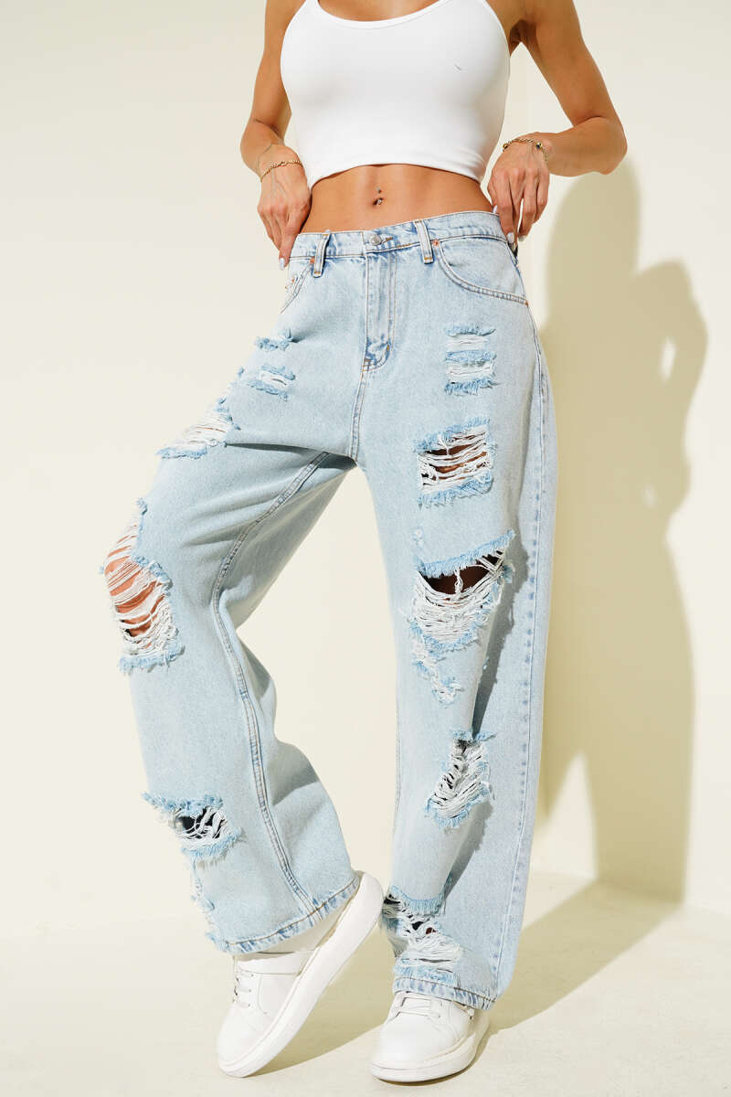 Distressed Wide-Leg Jeans - Light Wash