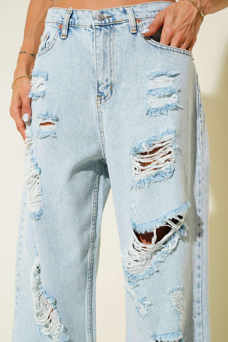 Distressed Wide-Leg Jeans - Light Wash