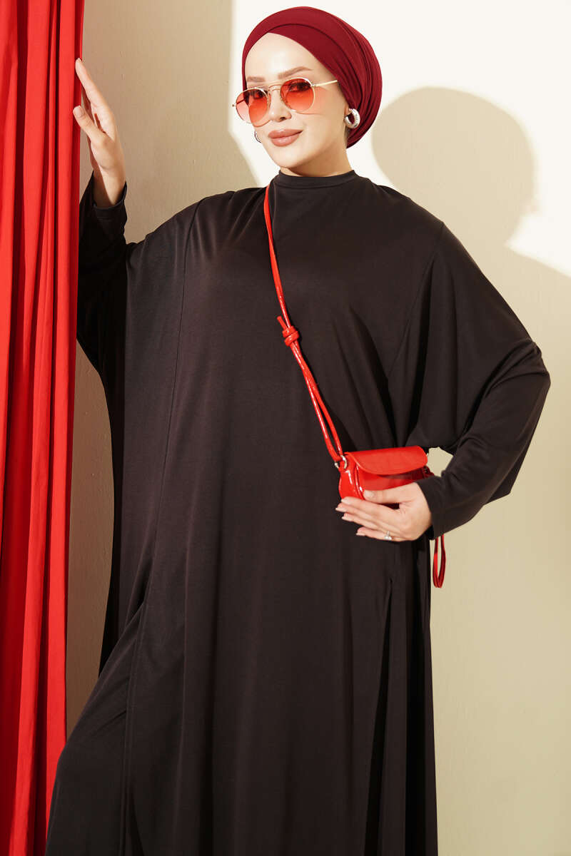 Two-Piece Set with Slit Detail - Black