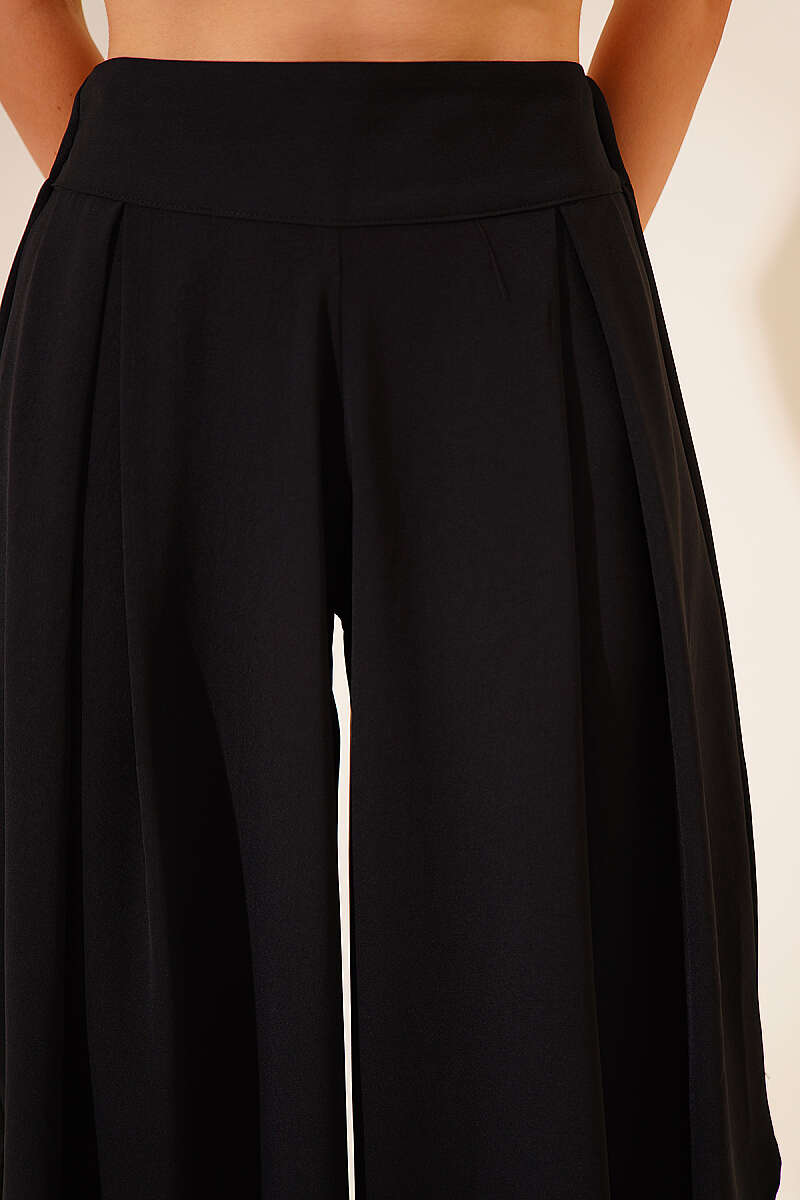 Harem Trousers with Slit Detail - Black