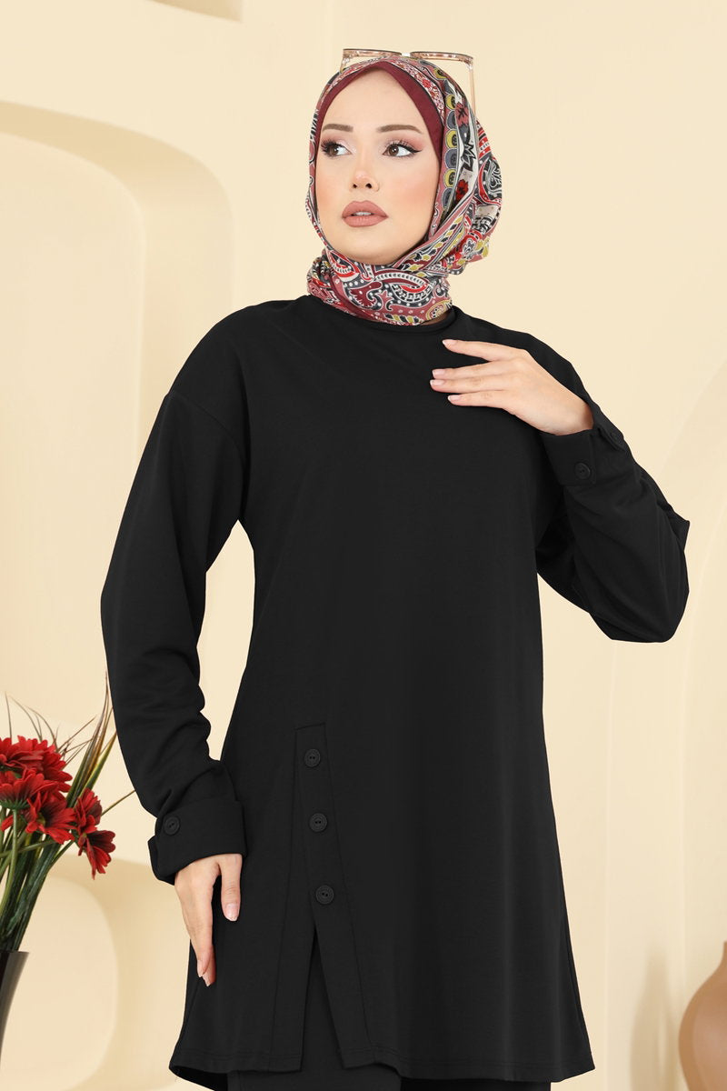 Set with Button-Trim Slits - Black