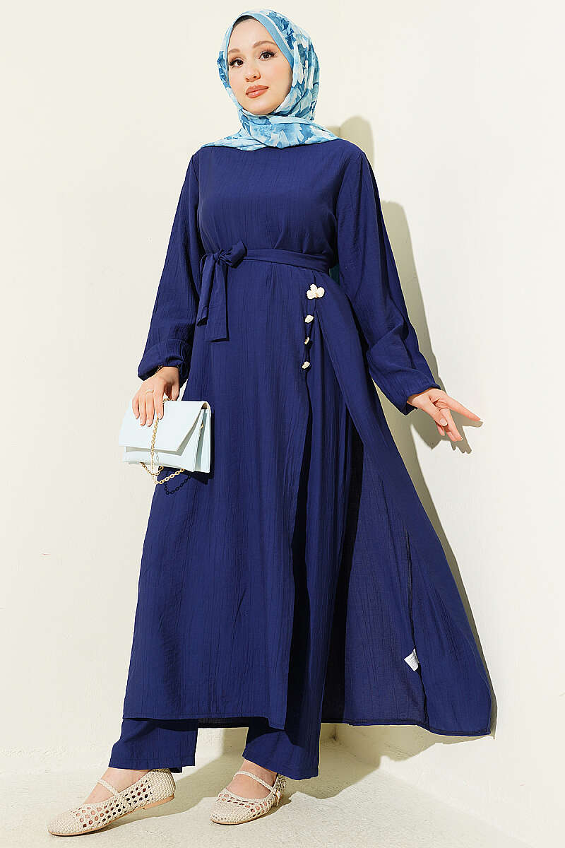 Long Tunic Set with Slits and Flower Accessory - Navy