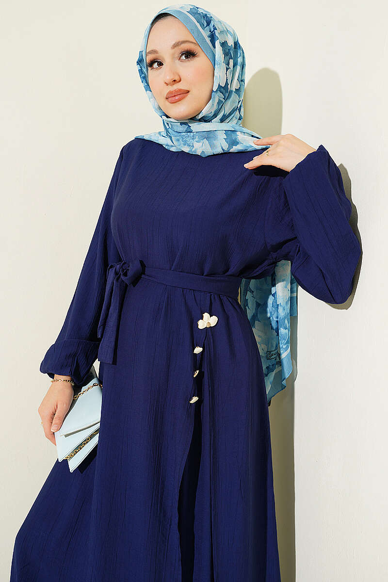 Long Tunic Set with Slits and Flower Accessory - Navy