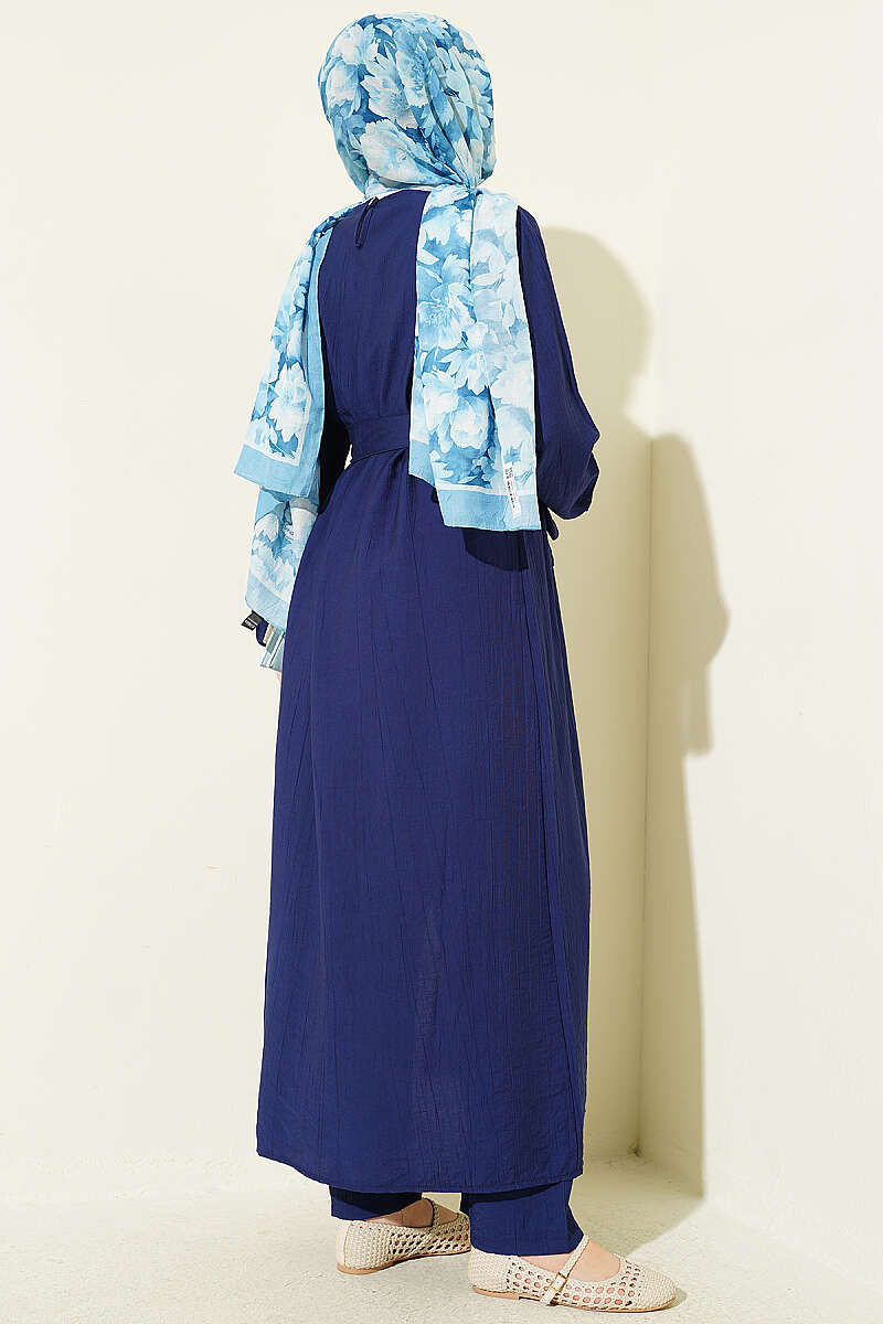 Long Tunic Set with Slits and Flower Accessory - Navy