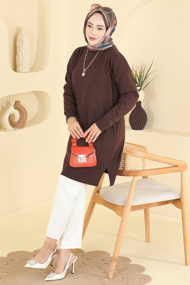 Relaxed Knit Tunic with Slits - Brown