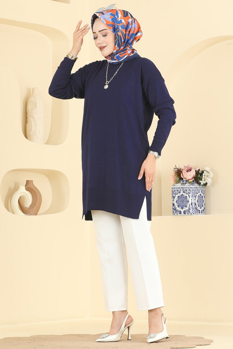 Relaxed Knit Tunic with Slits - Navy