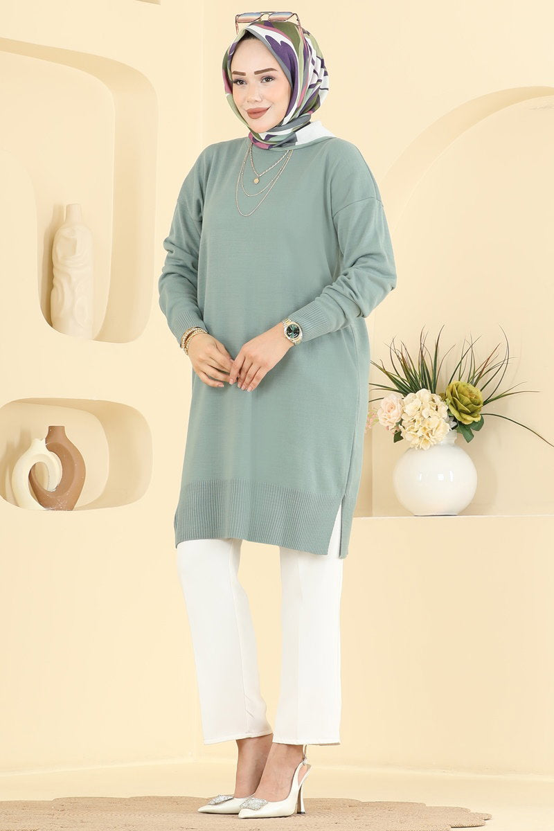 Relaxed Knit Tunic with Slits - Mint