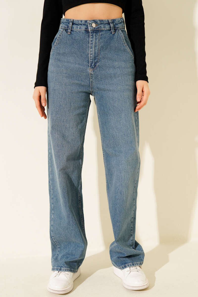 High-Waist Baggy Pants - Tinted Wash