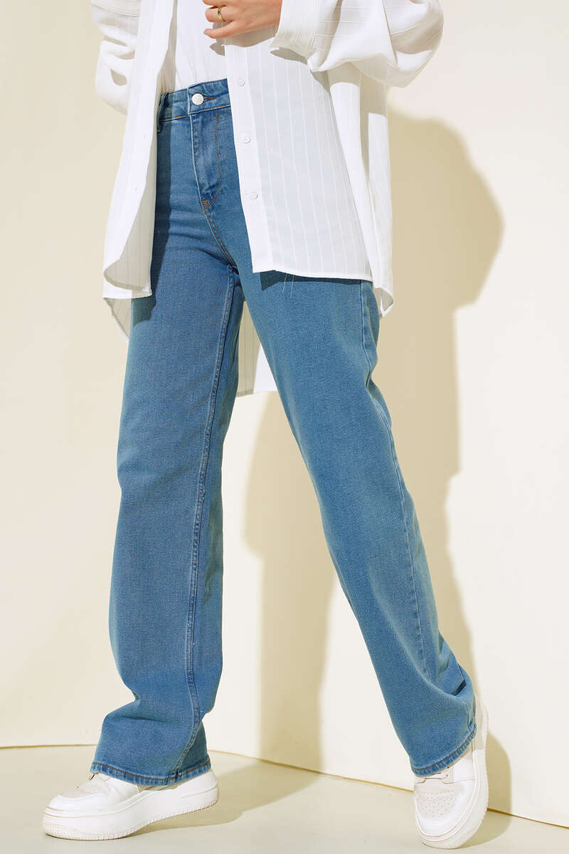High-Waist Denim Palazzo Pants with Wide Leg - Light Blue