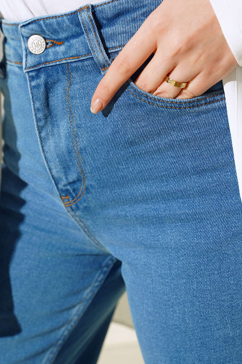 High-Waist Denim Palazzo Pants with Wide Leg - Light Blue