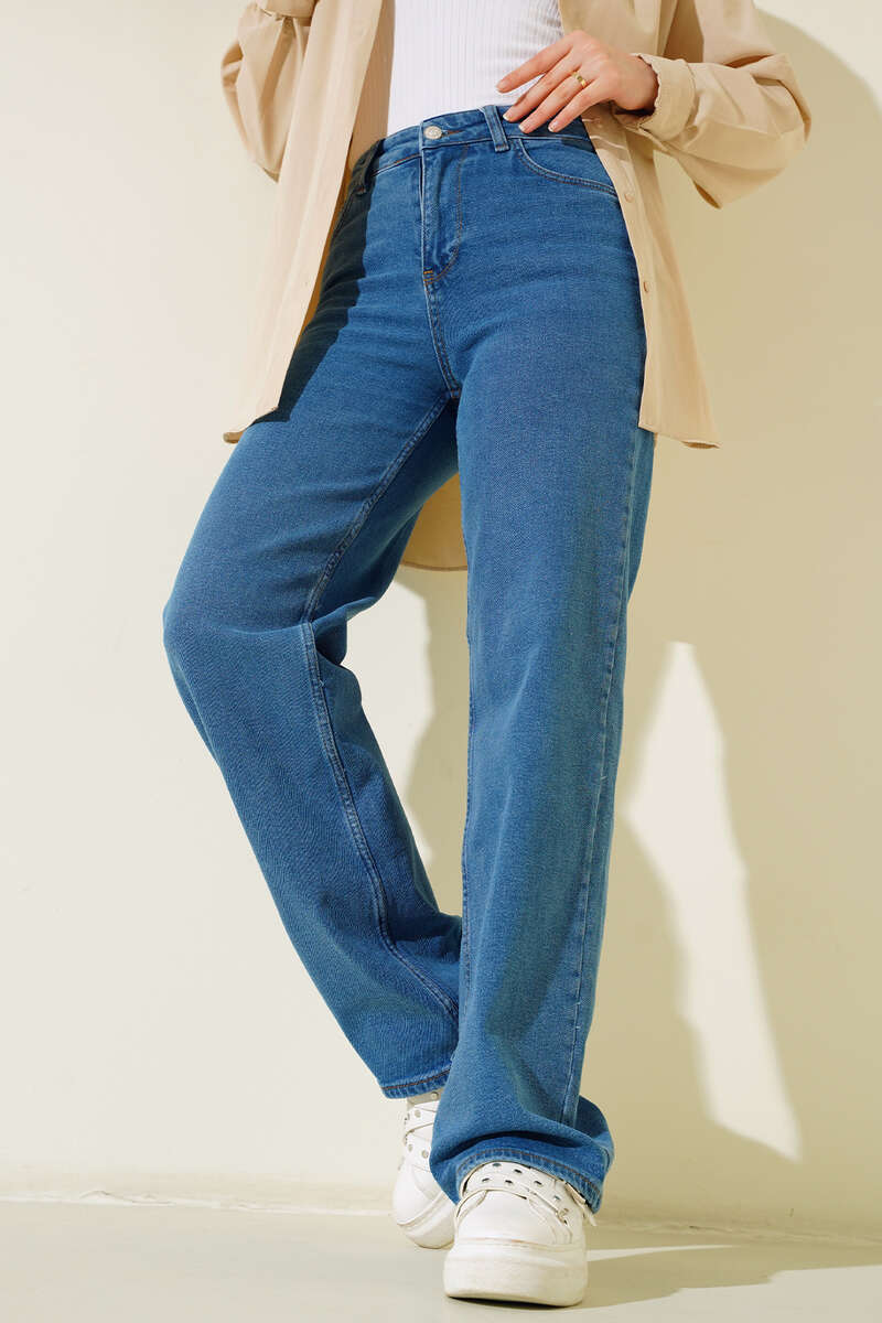 High-Waist Denim Palazzo Pants with Wide Leg - Blue