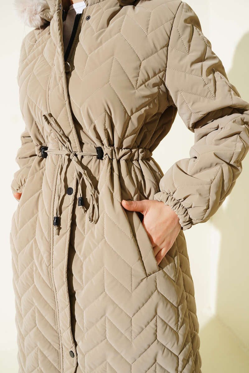Hooded Zigzag Quilted Puffer Coat - Beige
