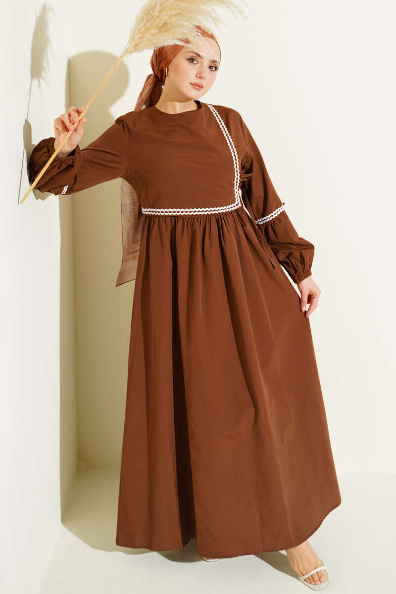 Zigzag Embroidered Poplin Dress with Side Ties - Brown