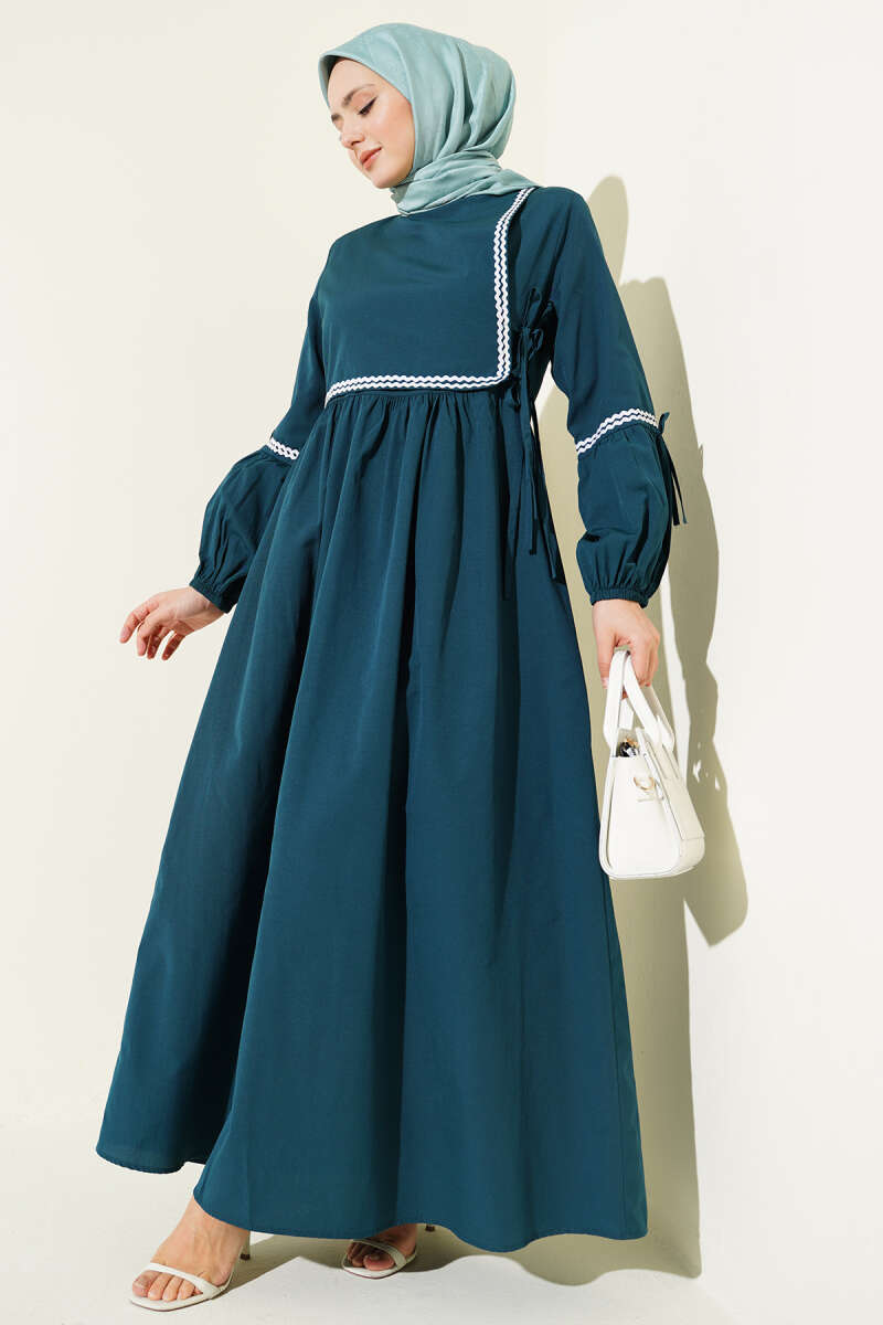 Zigzag Embroidered Poplin Dress with Side Ties - Emerald