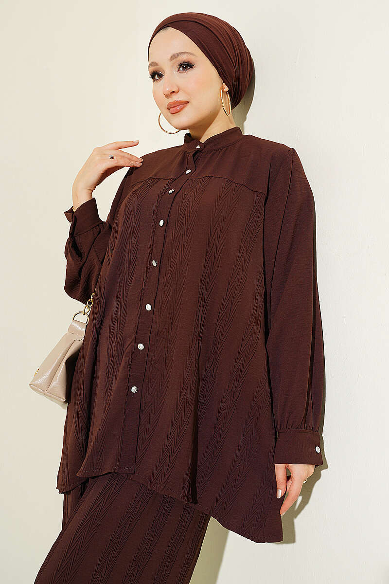 Zigzag Pattern Two-Piece Set - Brown