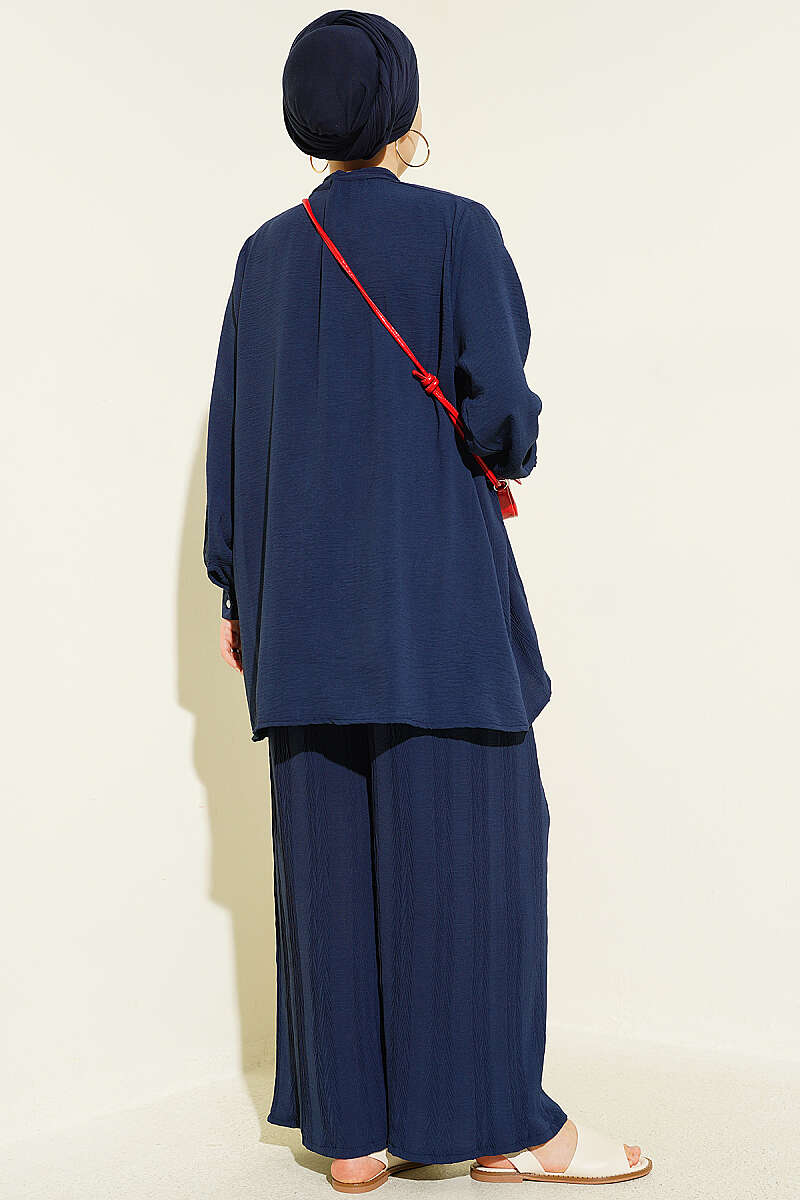 Zigzag Pattern Two-Piece Set - Navy