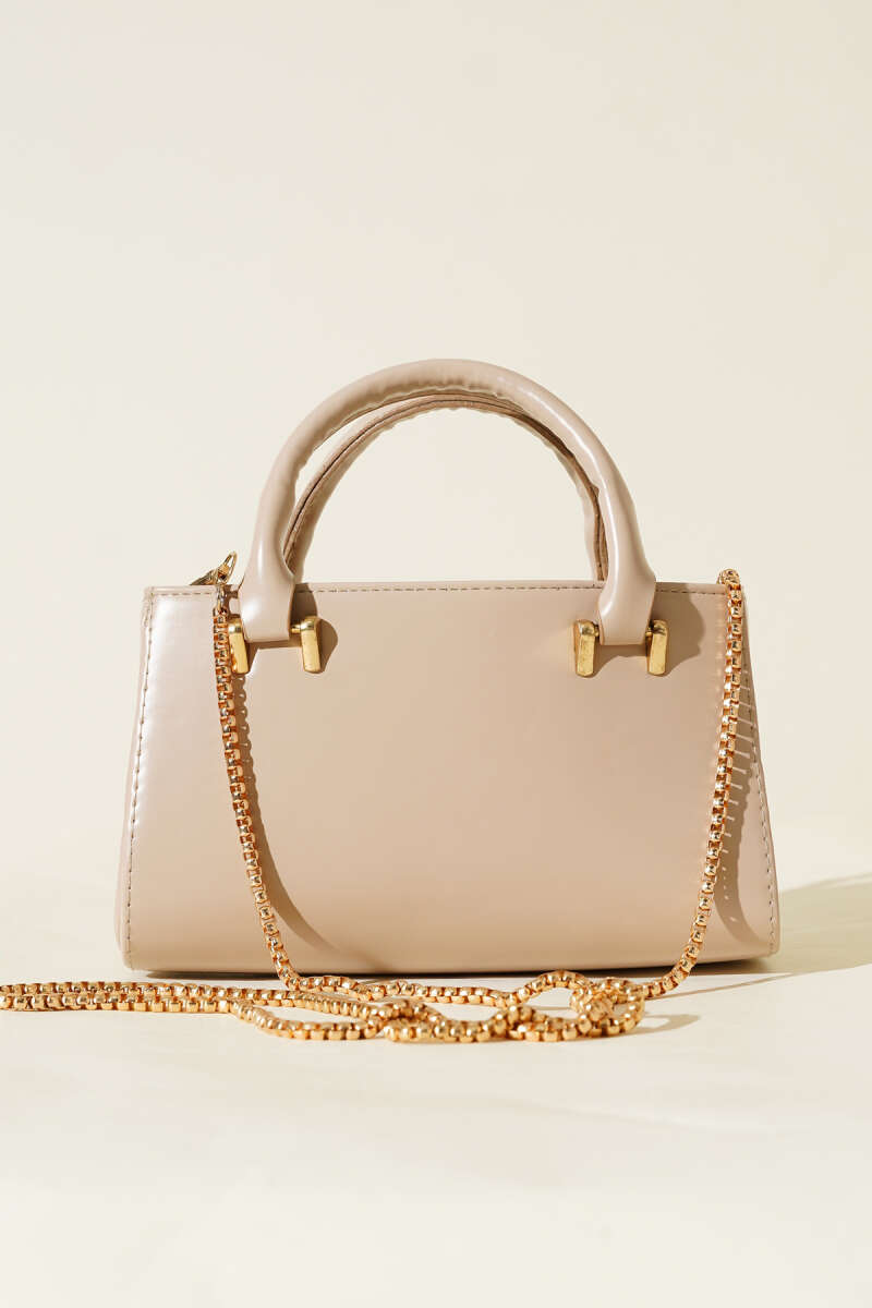 Magnetic Bag with Chain Strap - Beige