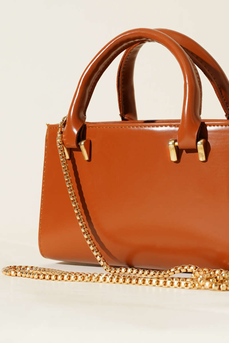 Magnetic Bag with Chain Strap - Tan