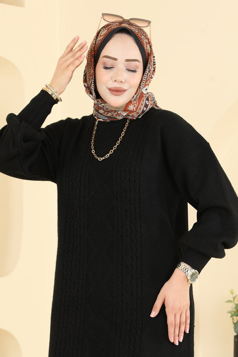 Knit Tunic with Chain-Stitch Detail - Black